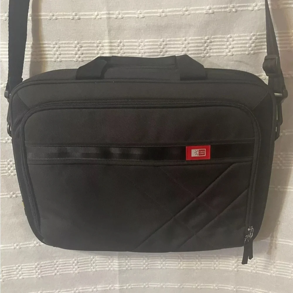 Case Logic 15” Black Laptop Briefcase Bag Shoulder Strap